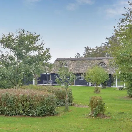Σπίτι διακοπών Four-bedroom Holiday In Højslev